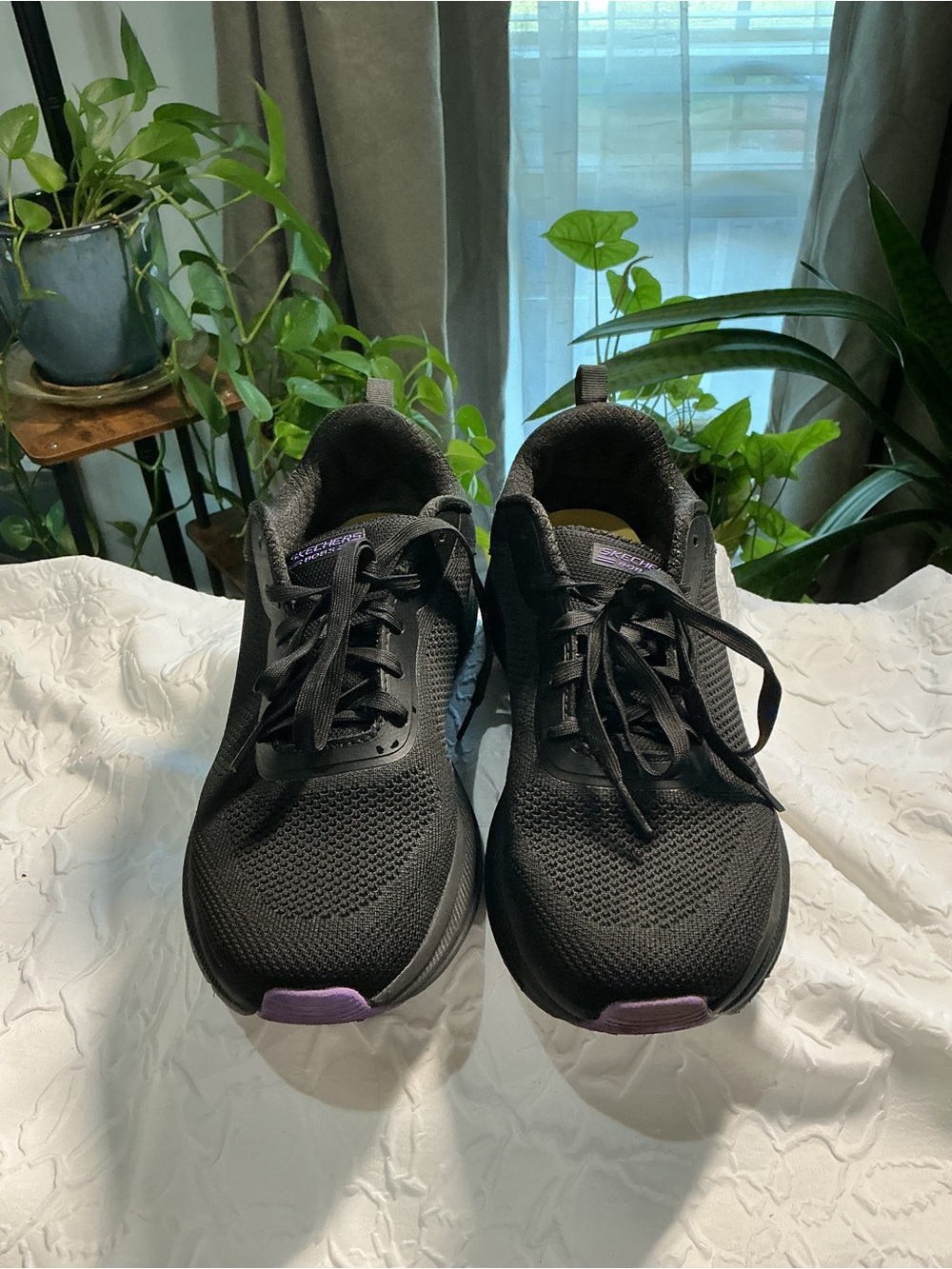 Skechers Black Athletic Sneakers with Purple Accent